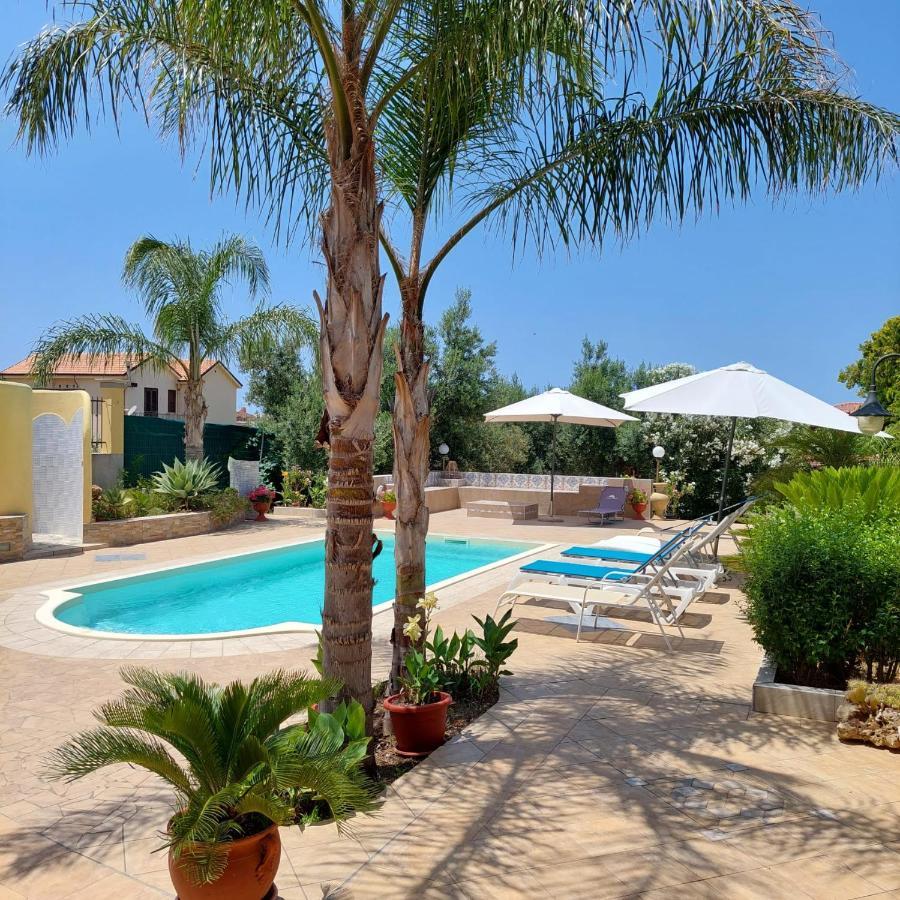 Villa Summer Траппето Екстер'єр фото